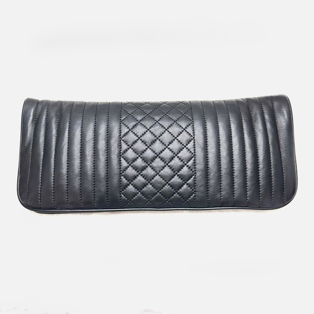 SAKS FIFTH AVENUE Womens Leather Clutch